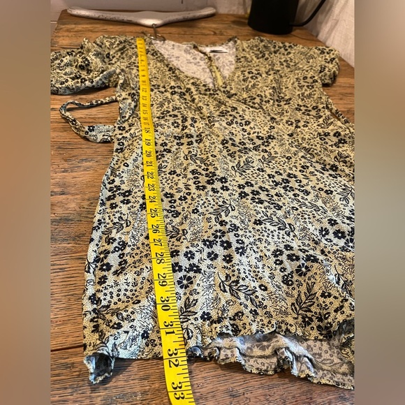 Floral Sage Green Wrap Romper - Urban Outfitters - Size L - Picture 6 of 12